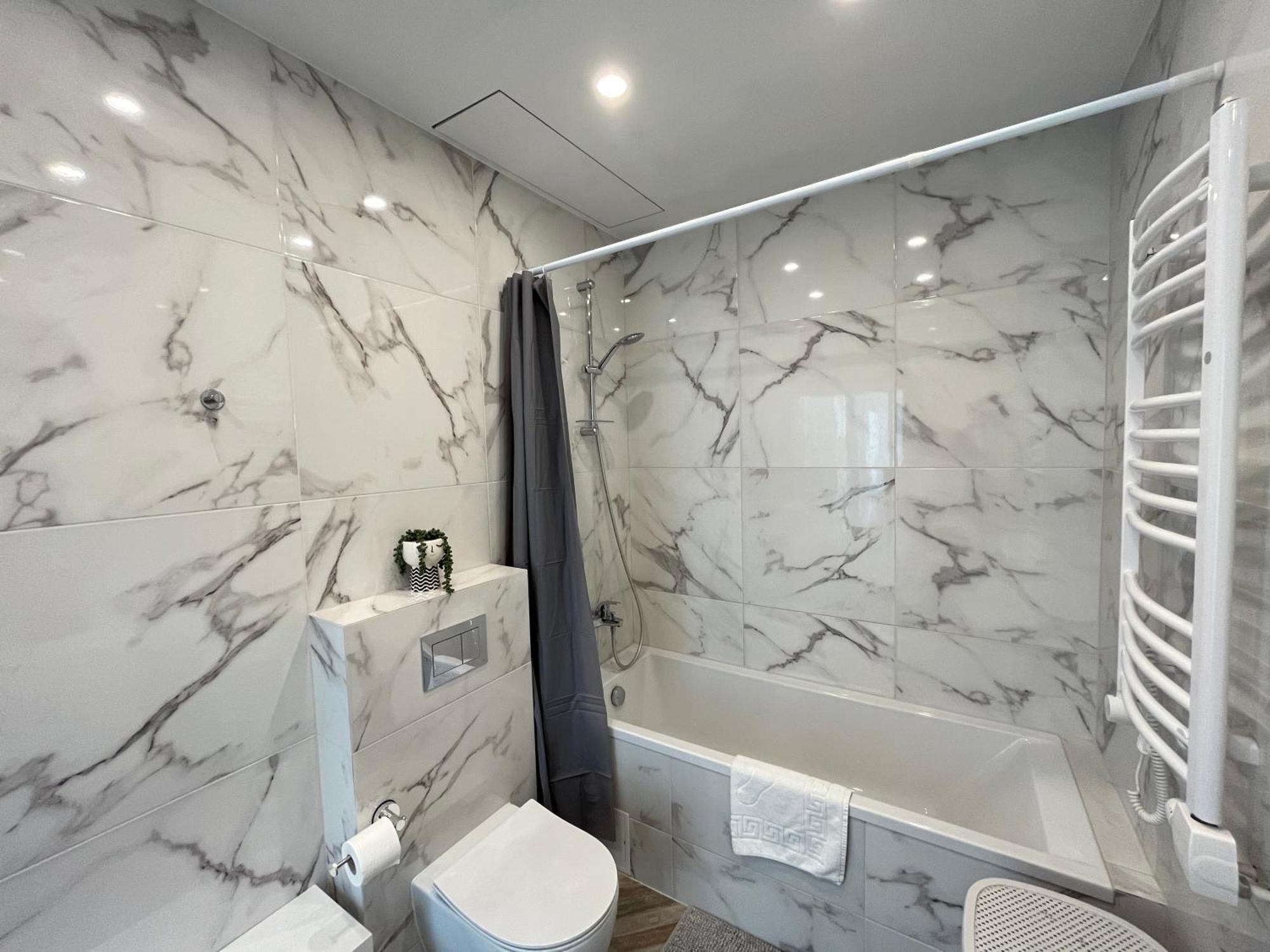 Cohost I New Basteja Life Apartments W-Garage Prkg & Self Check-In VNO Cameră foto